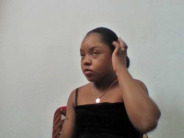 Elysa7 live cam on BongaCams