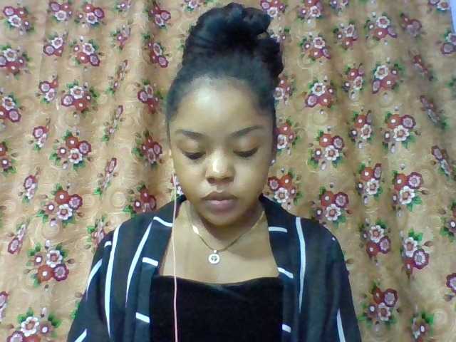 Elysa7 live cam on BongaCams