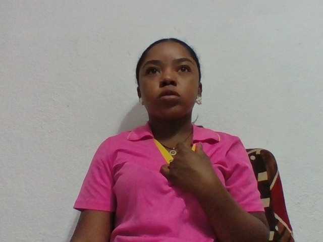 Elysa7 live cam on BongaCams