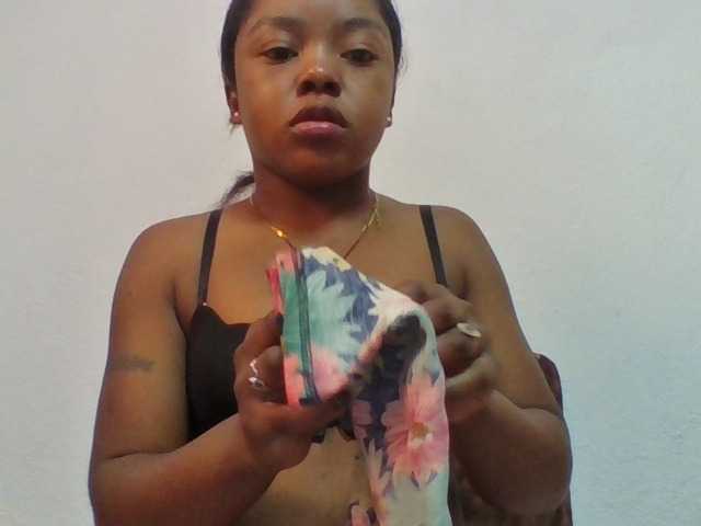 Elysa7 live cam on BongaCams