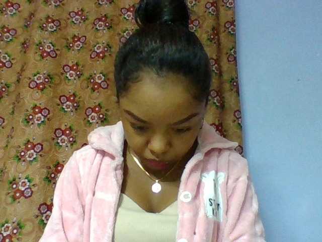 Elysa7 live cam on BongaCams