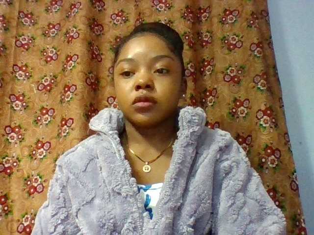 Elysa7 live cam on BongaCams