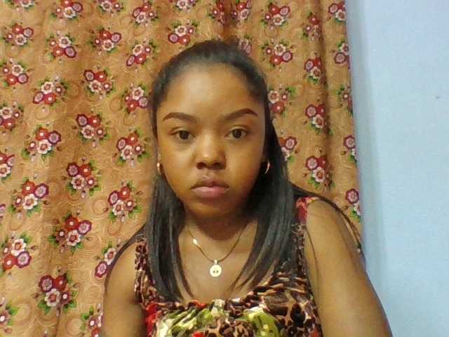 Elysa7 live cam on BongaCams