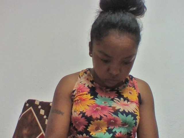 Elysa7 live cam on BongaCams