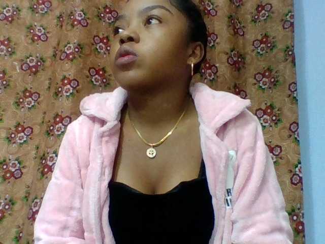 Elysa7 live cam on BongaCams