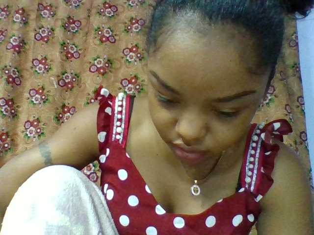 Elysa7 live cam on BongaCams