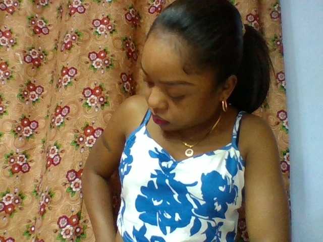 Elysa7 live cam on BongaCams