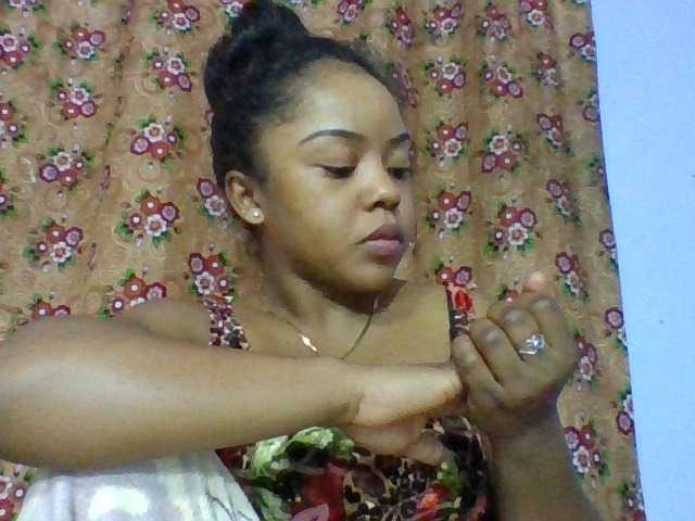 Elysa7 live cam on BongaCams