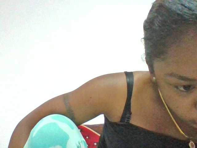 Elysa7 live cam preview