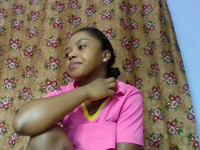 Elysa7 live cam on BongaCams