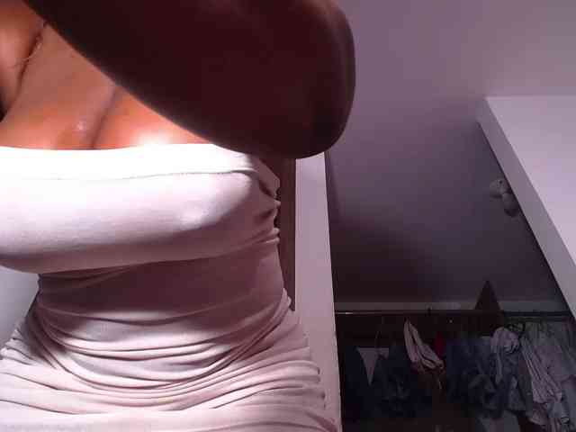 Afrobombshell