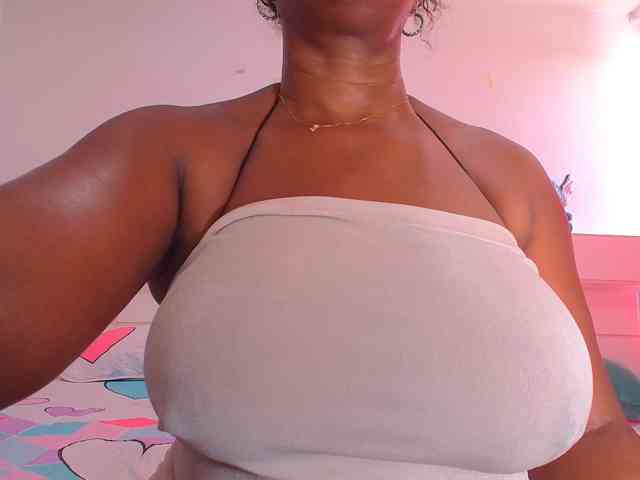 Afrobombshell