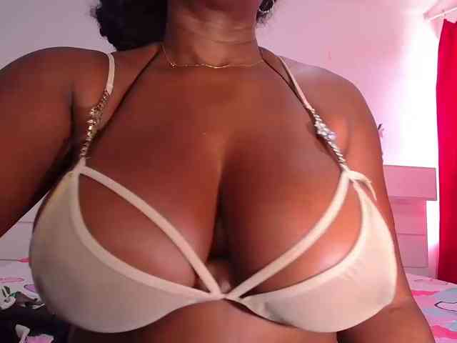 Afrobombshell