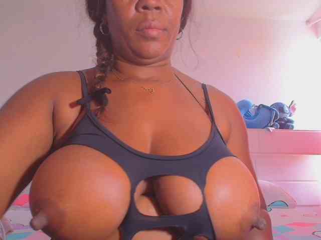 Afrobombshell