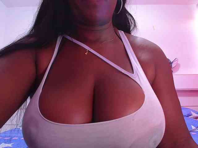 Afrobombshell