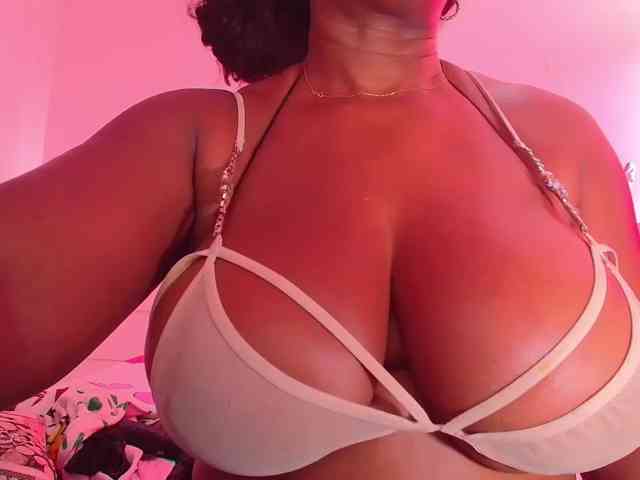 Afrobombshell