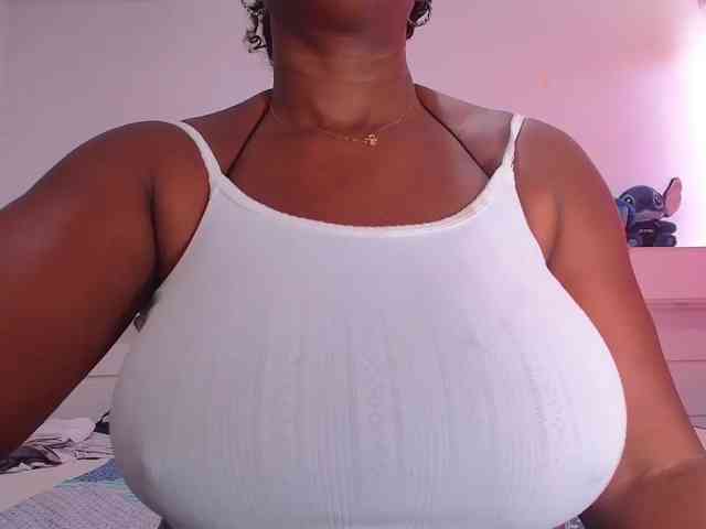 Afrobombshell