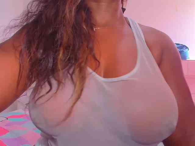 Afrobombshell