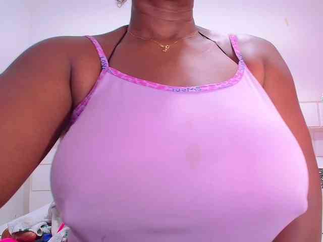 Afrobombshell