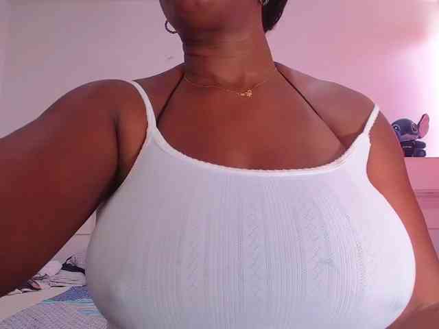 Afrobombshell