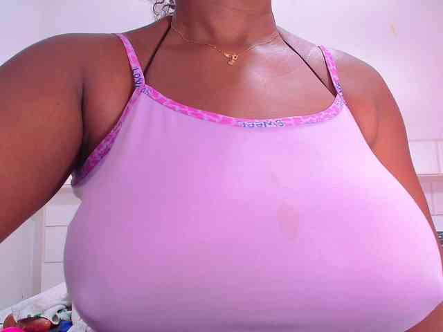 Afrobombshell