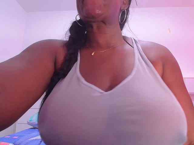 Afrobombshell