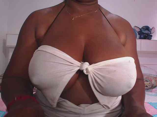 Afrobombshell