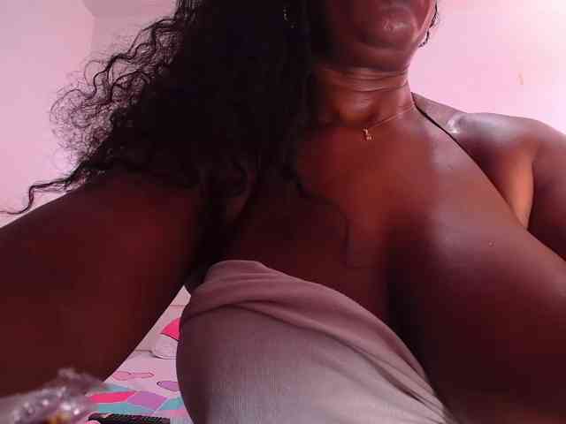 Afrobombshell