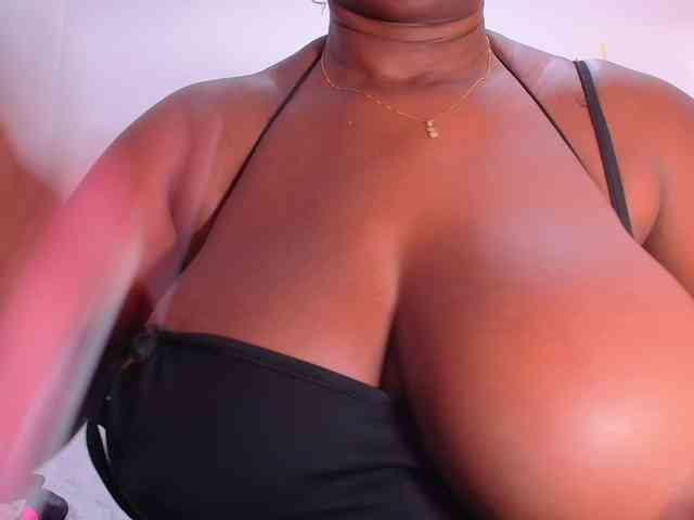 Afrobombshell