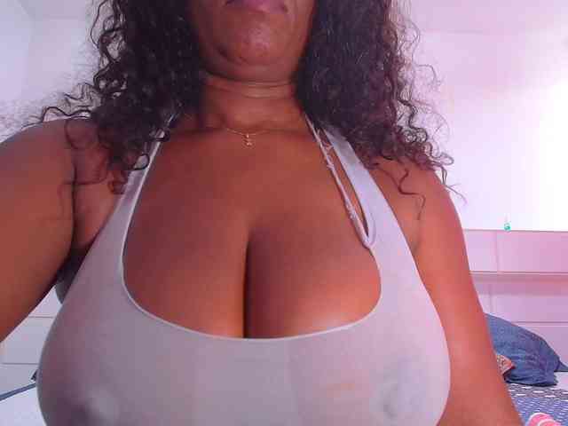 Afrobombshell