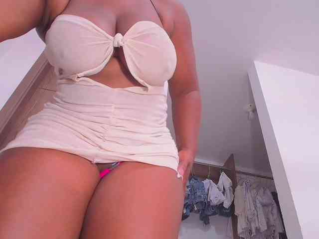 Afrobombshell