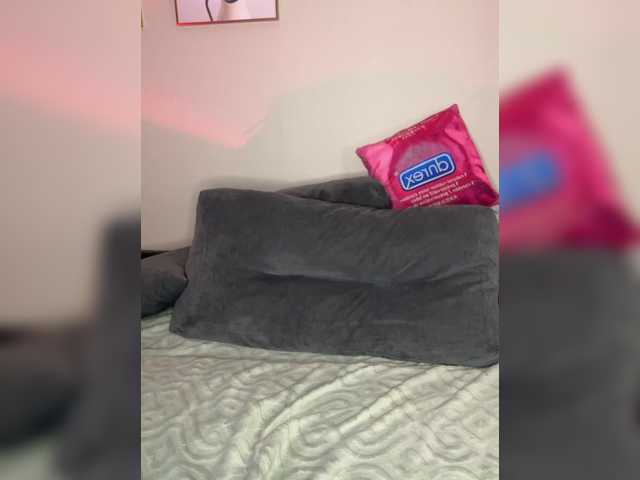 -Wet-Kitty- live cam on BongaCams