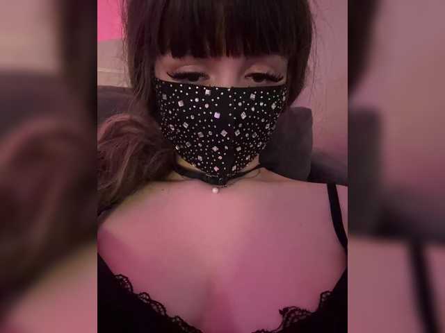 -Wet-Kitty- live cam on BongaCams