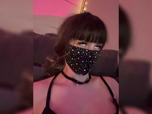 -Wet-Kitty- live cam on BongaCams