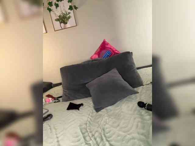 WetKitty webcam