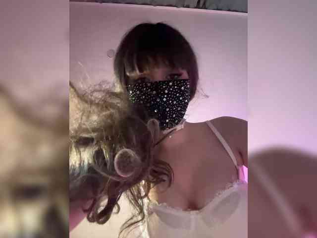 WetKitty webcam