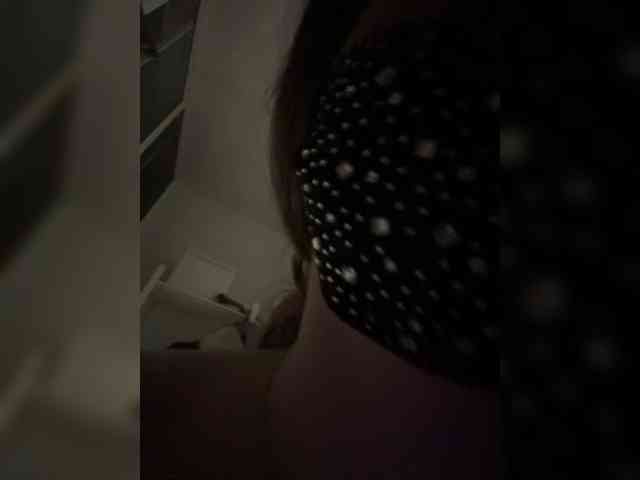 WetKitty webcam