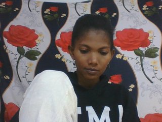 Lyah7a's Live Webcam
