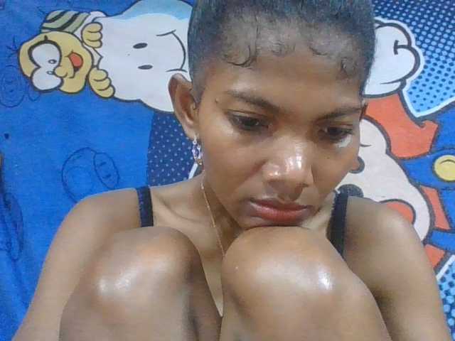 Lyah7a live cam on BongaCams