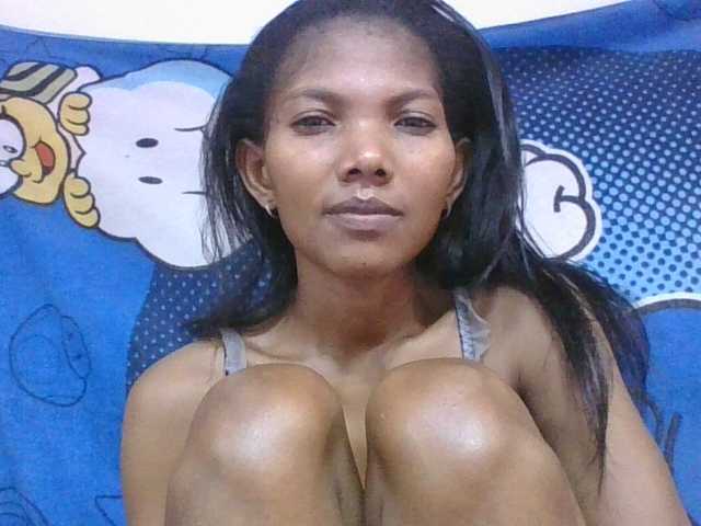 Lyah7a live cam on BongaCams