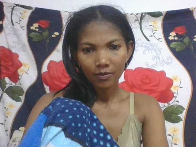Lyah7a live cam on BongaCams