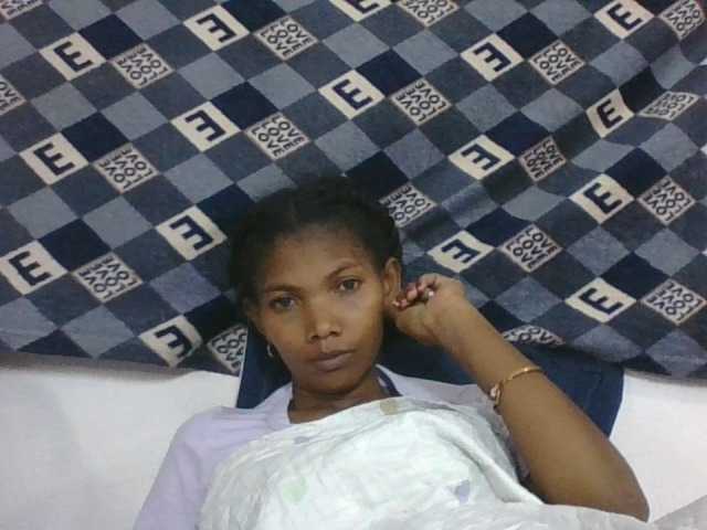 Lyah7a live cam on BongaCams