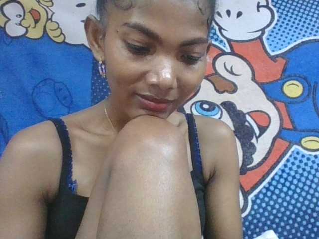 Lyah7a live cam on BongaCams