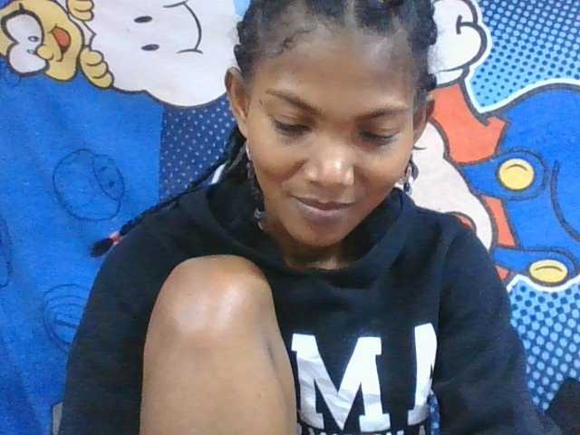 Lyah7a live webcam show