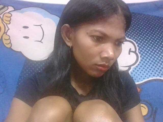 Lyah7a live cam on BongaCams