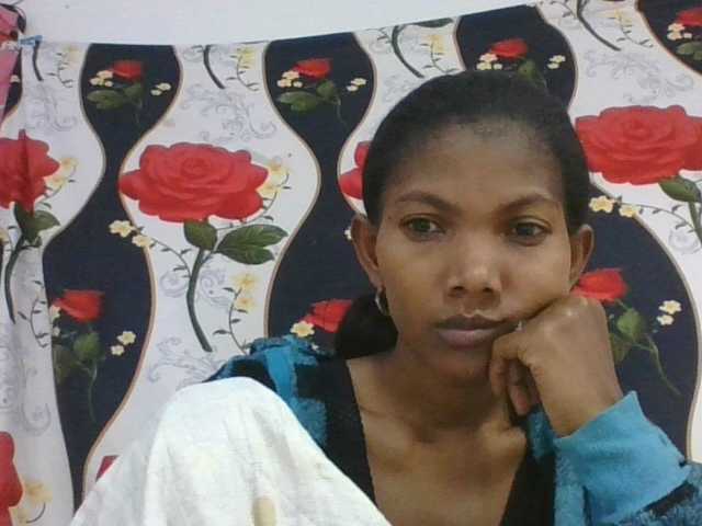 Lyah7a live cam on BongaCams