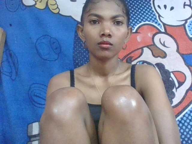 Lyah7a live cam on BongaCams