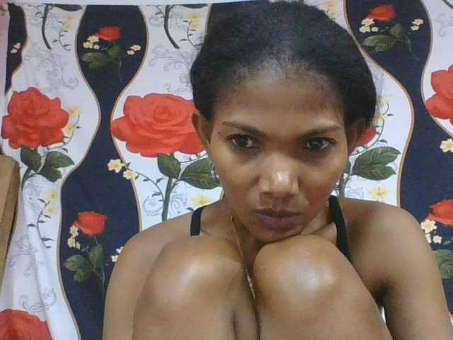 Lyah7a live webcam show