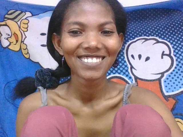 Lyah7a live cam on BongaCams