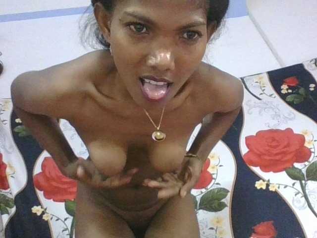 Lyah7a live webcam show